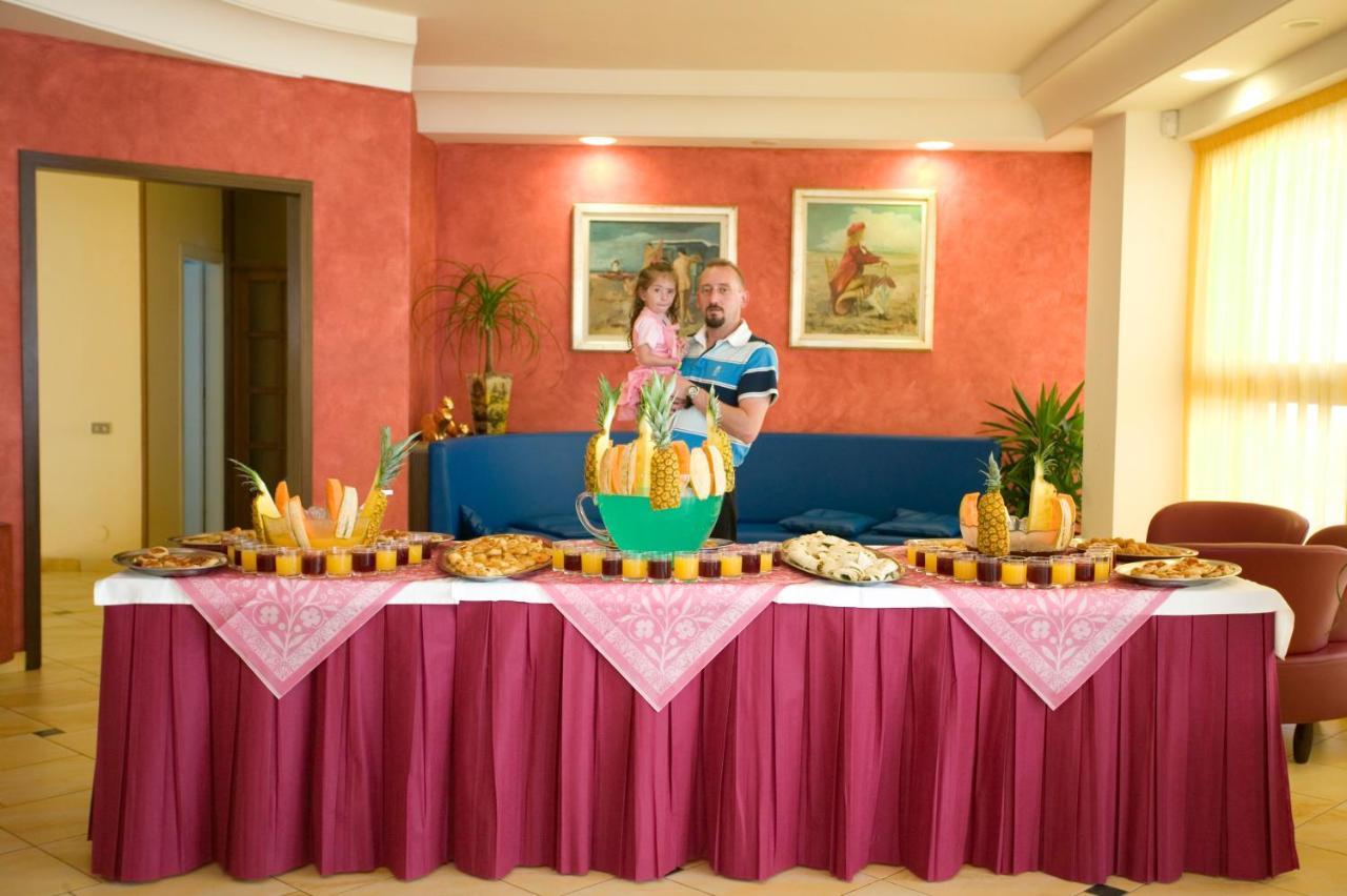 Hotel Semprini Bellaria-Igea Marina Luaran gambar